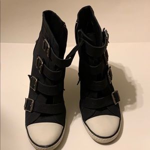 Black & white Vera Wang wedges